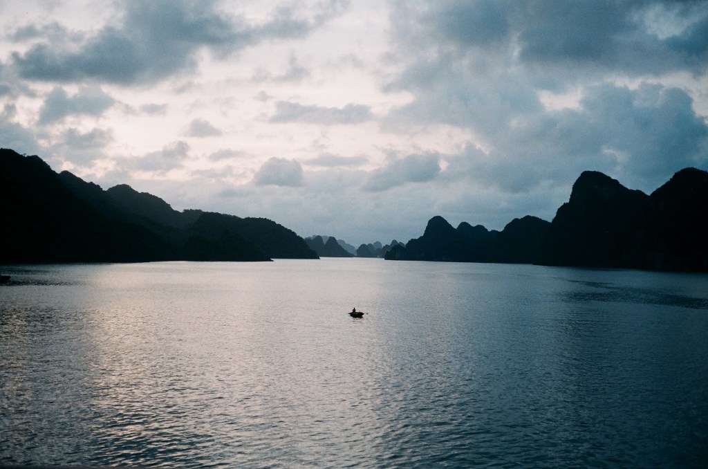 HANOI 來去下龍灣住一晚 – Azalea&nbsp;Cruise